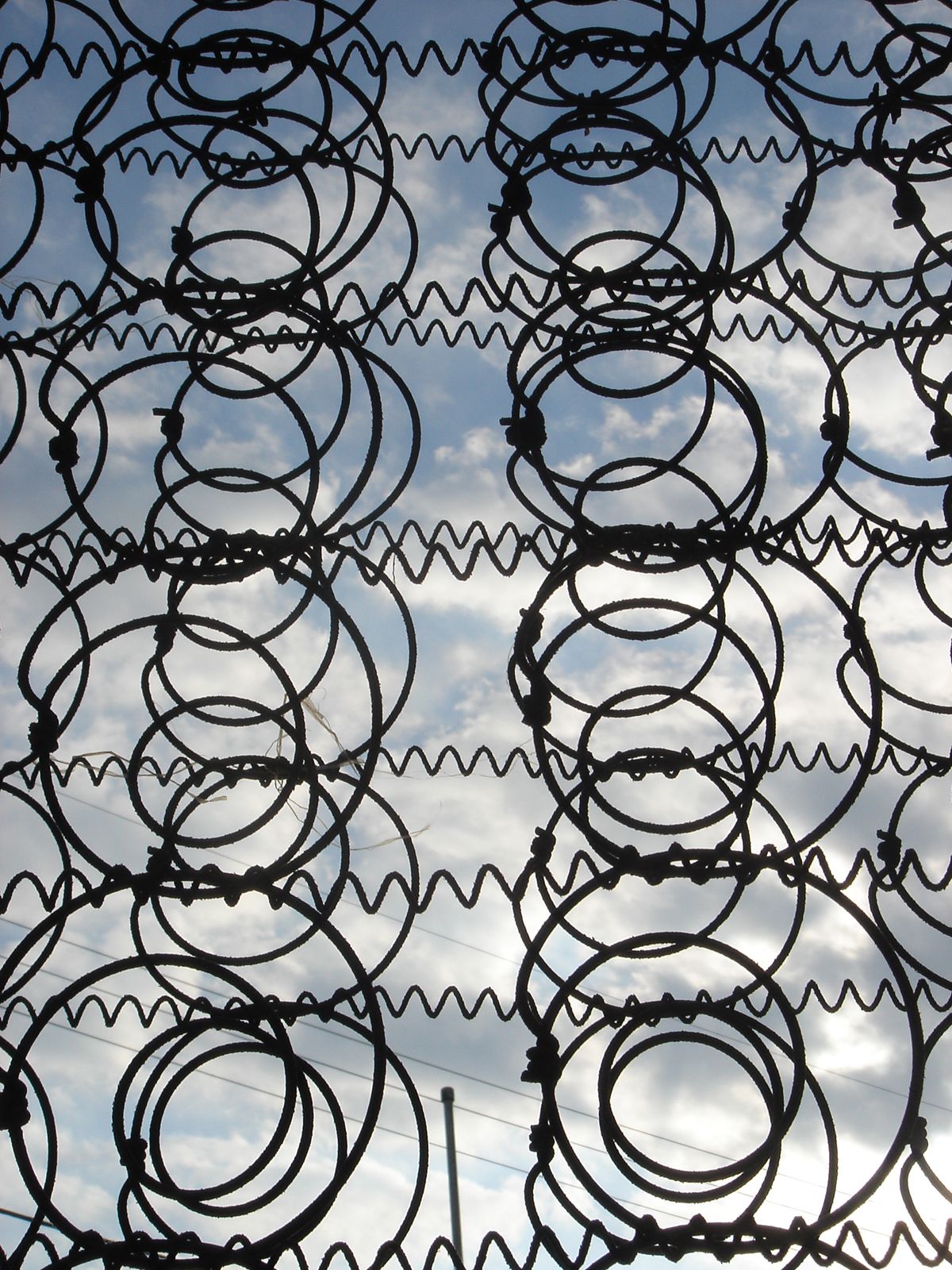 An exposed mattress spring assembly. Illustrative archive photograph; not a Sprinqs product.